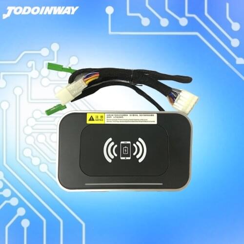 Phone holder for Toyota RAV 4 2016 2017 2018 car wireless charger mount mobile support for Sumsung S10 S20 quick charge bracket