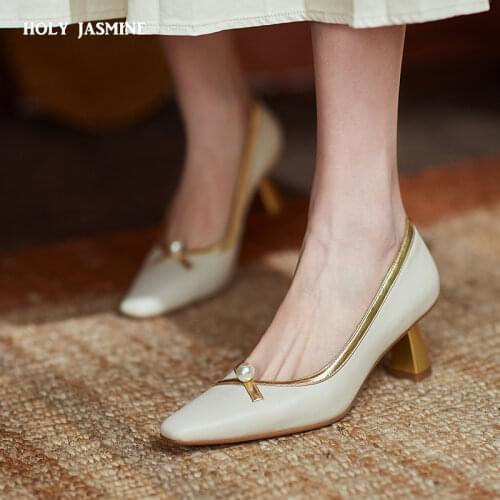 Vintage Bride Heels Shoes Woman Heels 2021 Spring Genuine Leather Pointed Toe High Heels Pumps for Women Party Basic Women Shoes