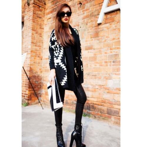 Autumn/winter 2018 irregular geometric pattern cape jacket sweater knitted sweater cardigan dress size large 5080