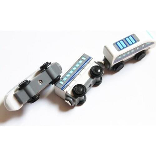 W117 free shipping 3 trucks Combo magnetic train compatible with Track Wooden track Brio Childrens rail car toys