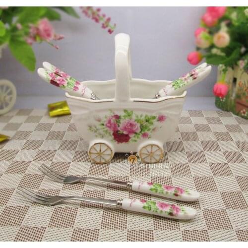 Creative flower basket storage basket fruit fork spoon basket hollow ceramic tableware cage creative spoon fork rack for kitchen