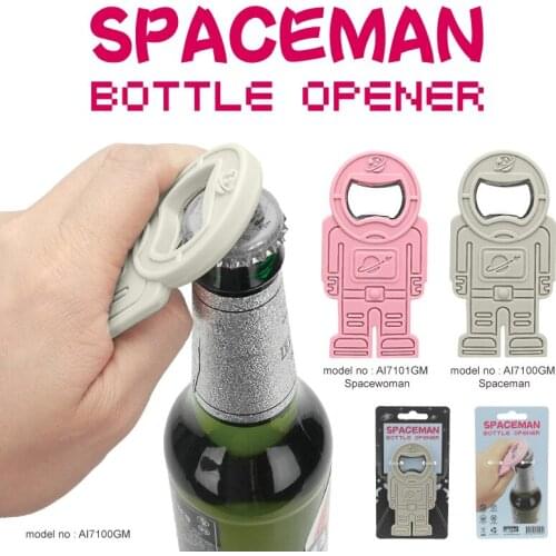 Creative Bottle Opener Silicone Sstronaut Beer Opener Bar Corkscrew Tool Personalized Ornaments Cover Opener Kitchen Accessories