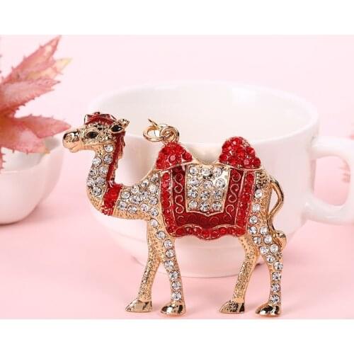 New All-match Simple Pendant Crystal Camel Alloy Keychain Creative Pendant Party Fashion Gift