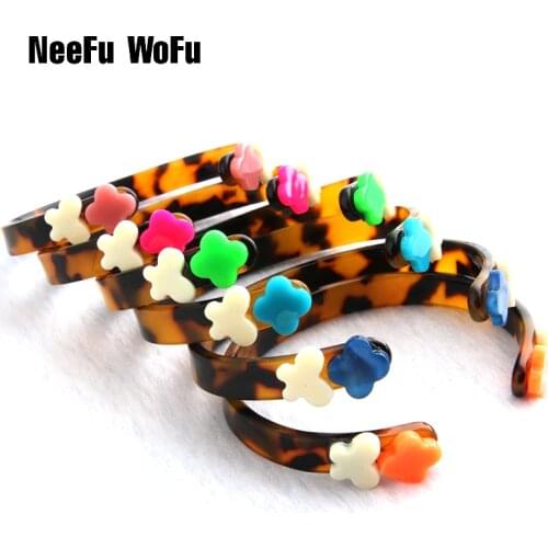 NeeFuWoFu Clover Leopard Tiger Resin Bracelets Bangles Woman Open Gradient Manual National Wind Charm Jewelry Gift