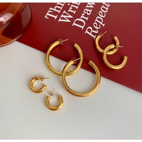 Inscan Earrings Rings