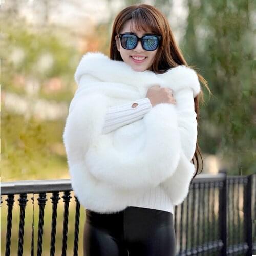 2019 Cause Wedding Bolero Woman Party White Bridal Jackets Wedding Accessories Winter Coat Faux Fur Wrap 60*175CM Warm Dress