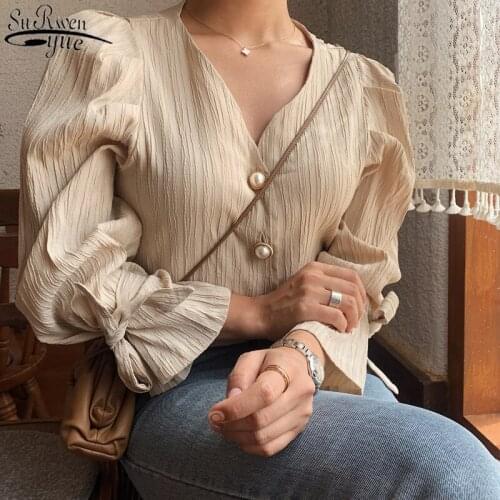 2020 Autumn Korean Retro Elegance Casual Sweet Solid Pearls Blouse Chic High Quality Loose Vintage Wild Women Shirts Blusas 9970