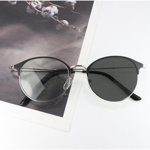 Blue Light Blocking Glasses Photochromic Sunglasses Anti Eyestrain Men And Women Eyeglasses Computer Gaming Vintage Round Metal