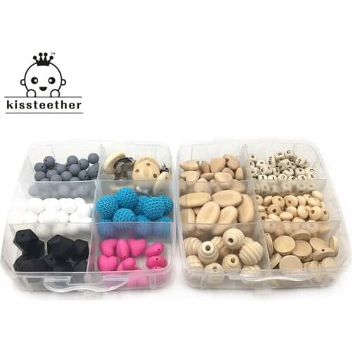 2 Boxed Crochet Beads Natural Round Geometry Wooden Beads Silicone Heart Round Beads Wooden Pacifier Clip DIY Baby Teether Set