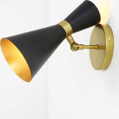 North Europe Modern Simple Iron Wall Lamp Living Room Bedroom Corridor Light Horn Bedside Lamps Room Decor