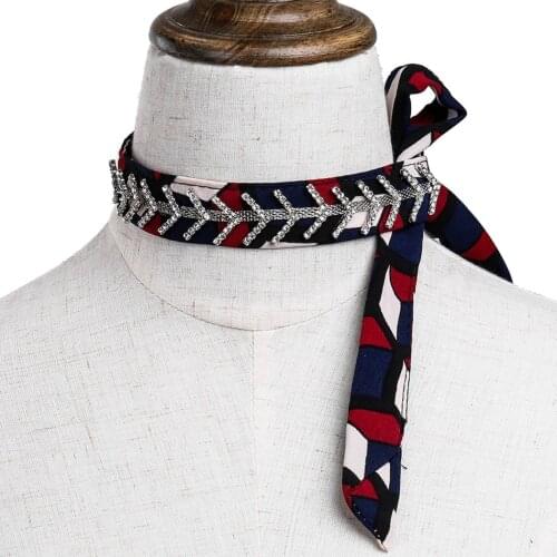 Womens Scarf Necklace Fashion Rhinestone Bone Neck Scarf Clavicle Necklace Clavicle Choker False Collar Accessories