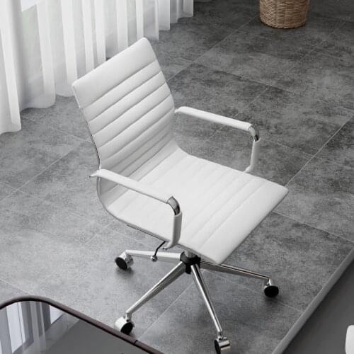 Luxury Genuine Leather Cowhide Office Chair Ergonomic Lift Swivel Gaming Chair Light Luxury Executive Office Computer Chair