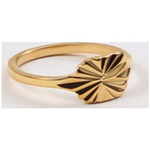 Sun totem stainless steel gold signetring for women engrave pattern classic minimalist ring fashion jewelry 2021