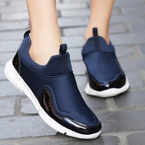 Sneakers Women Vulcanized Shoes Ladies Casual Shoes Woman Breathable Walking Mesh Flats Platform Tenis Large Size New 2020