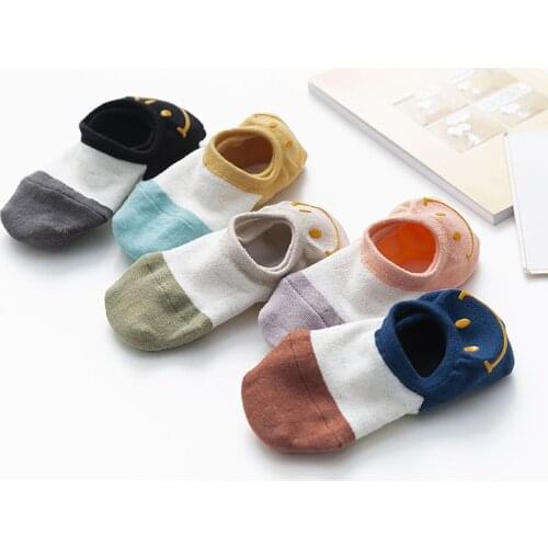 Summer women mesh shallow boat socks Japanese rear heel cute cartoon smiley face silicone non-slip breathable invisible socks