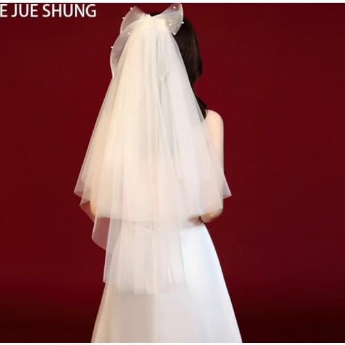 E JUE SHUNG Pearls Short Bow Wedding Veils With Comb Two layers Bridal Veil Wedding Accessories