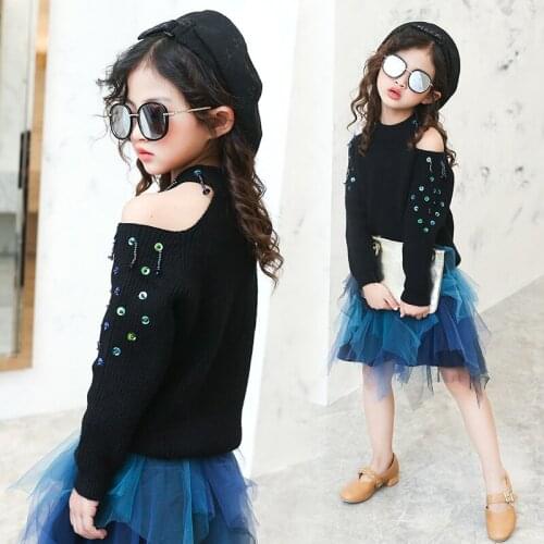 Autumn 2018 New Girls Fashion Leaky Shoulder Beads Solid Color Sweater Inside Girls Sweater