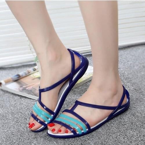 Summer Jelly Shoes Rainbow Candy Color Women Sandals Female Flat Beach Shoes Ladies Slip On Peep Toe Flat Sandals Shoes Woman