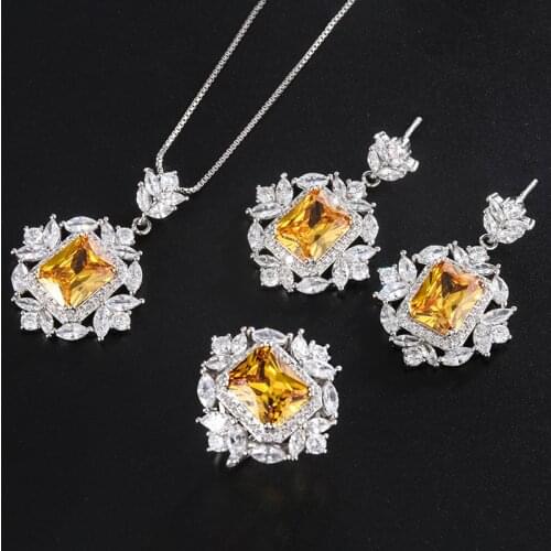 2020 New Copper Luxury Petals Noble AAA Cubic Zirconia Womens Earrings Necklace Ring Wedding Party Fashion Jewelry Sets Gift
