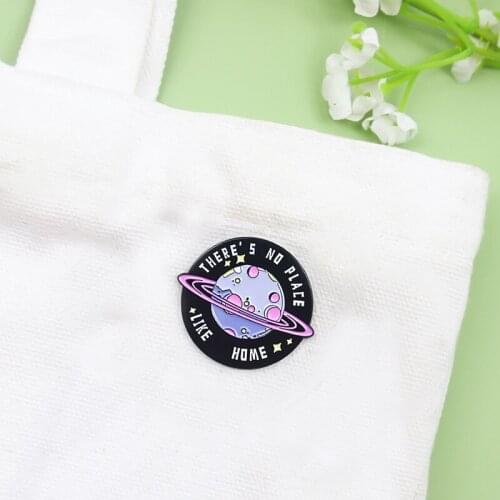 XCMRYSP Space Planet Badge Brooch violet Metal Enamel Lapel Pin Backpack Clothes Fashion Jewelry Gift for Boys