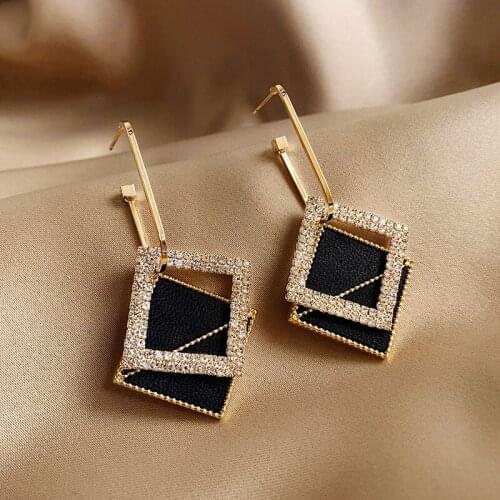 LAYUN Women's Gold Earrings