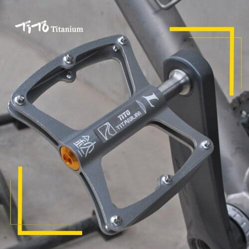 TiTo Lightweight Titanium Alloy Super Light Pedal MTB Road Bike Palin Pedal Super Lubricating Titanium Shaft Pedal 210g/Pair