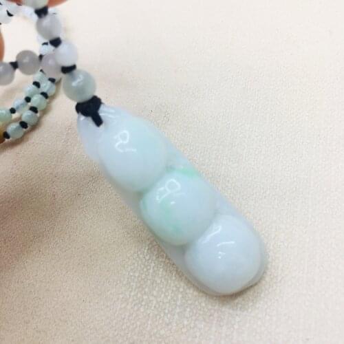 Pure natural Emerald jade hand carved light green peas pendant three-color jade bead necklace men and women sweater chain