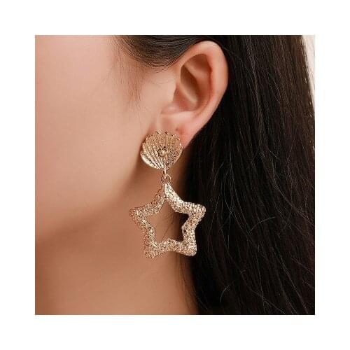 New fashion metal shell five-pointed star relief earrings For Women girl Accessories jewelry wholesale
