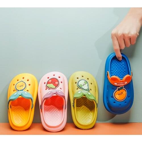 2021 New Summer Kids Croc Shoes Boys Girls Fruit Sandals Light Non-Slip Children Garden Shoes Toddler Indoor Home Beach Slippers