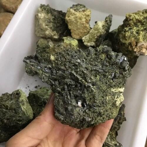 100g Natural Green Tourmaline Crystal Rough Stone cluster Specimen