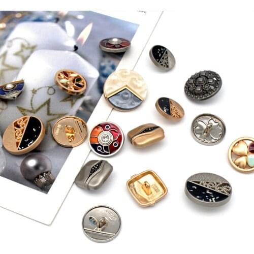 5pcs 20mm 25mm decoration Clothing DIY sewing buttons Fashion Women Coat Suit Gold Metal Vintage Button Fancy Hand Made