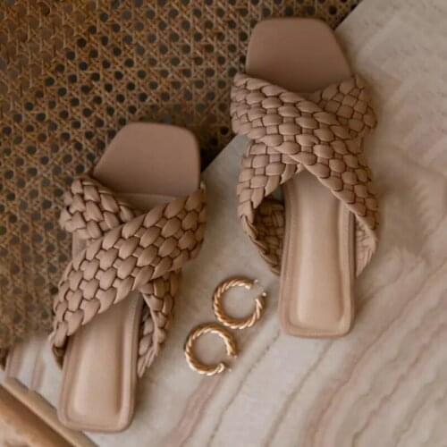 Summer Womens Shoes 2021 Fashion Woman Slides Arge Size Flat-bottomed Cross Braided Belt Outside Female Beach Slippers