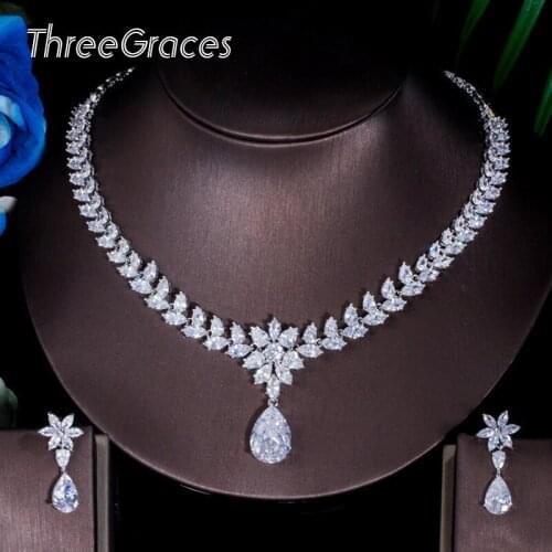 ThreeGraces Women Costume Fashion Jewelry Set Shiny Big Water Drop Flower Cubic Zirconia Brides Necklcae and Earrings TZ531