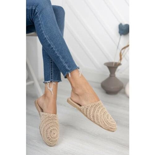 Womens Skin Color Straw Slippers