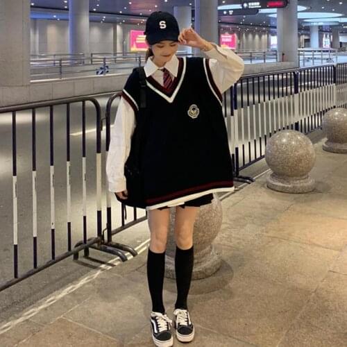 Women Sweater Vest Autumn V-neck Sweater Vest Womens Coat Loose Sweater Sleeveless Vest Outer Wear