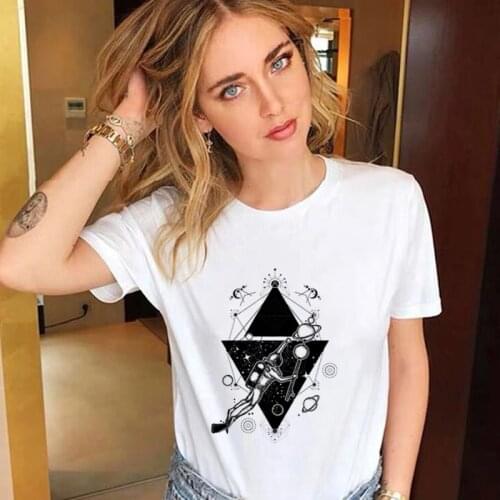 White Tshirt Women Cosmic space Print Vintage Female T-shirt Casual Harajuku Tops Female Clothing Tee Shirt Femme Summer