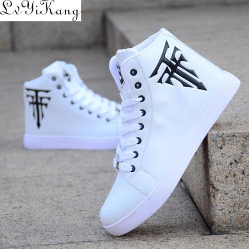 LVYIKANG High Quality Men Vulcanized shoes New High Top Canvas Casual shoes Men Autumn Leather Sneaker Plus Size Male Flats 2019