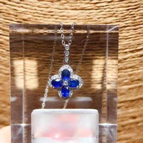 Pure natural high-quality sapphire pendant s925 silver chain with high clarity and good color and precision inlay
