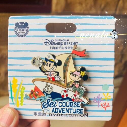 Bandai 2021 Summer Cute Mickey Minnie Mermaid Sailing Cartoon Limited Commemorative Badge Broochs
