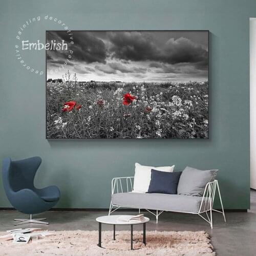 Embelish Black And White People In The Fiels Landscape HD Print Canvas Painting Modedrn Home Decor Wall Pictures For Living Room