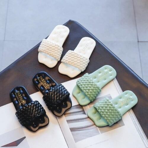 2021 New Arrivals Children Big Girls Summer Sandals Slippers For Kids Fashion PU Woven Outdoor Beach Slides Girl Shoes EU 26-36