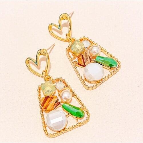 Korean Fasnhion Handmade Hollow Heart Design Drop Earrings Irregular Geometric Acrylic Stone Crystal Earrings Dangler For Women