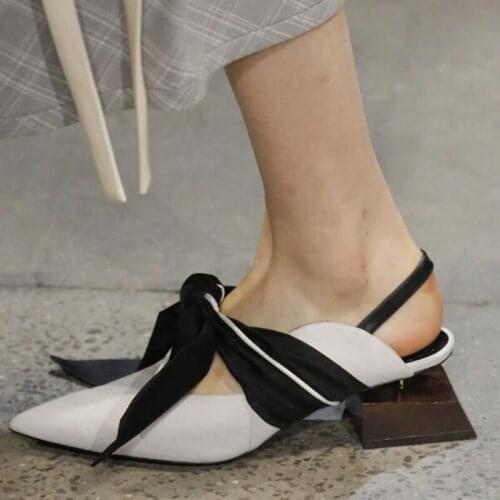 New Women Med Strange Heel Pointed Toe Sandals Muler Multi Color Big Bowtie Elastic Band Slingback Casual Pumps Runway Shoes