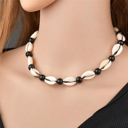 Fashion Bohemian Style Shell Necklace Pendant Collar for Women Handmade Shell Conch Women Necklace Beach Jewelry Gift