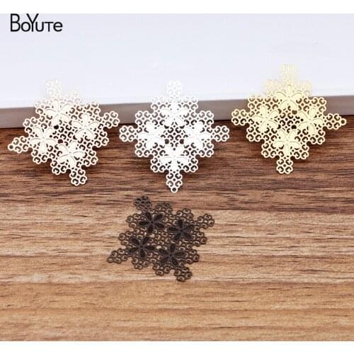 BoYuTe (50 Pieces/Lot) 26MM Metal Brass Hollow out Square Flower Sheet Diy Hand Made Jewelry Making Accessories Wholesale