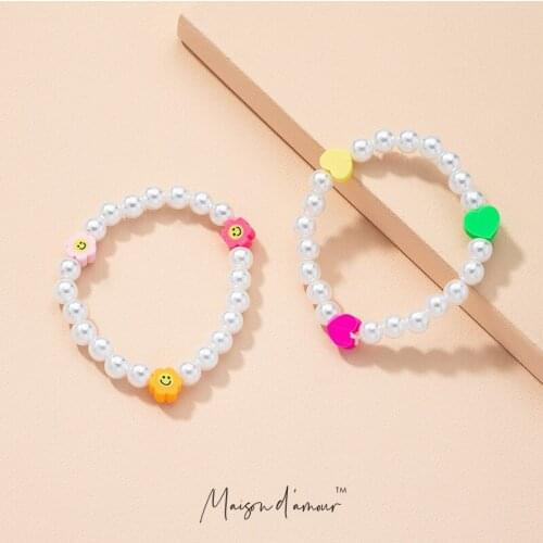 Wholesale Korean Fashion Trendy 2021 Summer Beach Bohemia Style 2PC Lovely Solid Heart Pendants Color Acrylic Women Bracelets