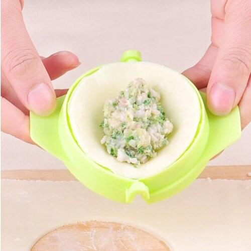 Portable Plastic Ravioli Mold Pierogi Dumpling Maker Wrapper Pastry Dough Cutter Kitchen Accessories Professional Look