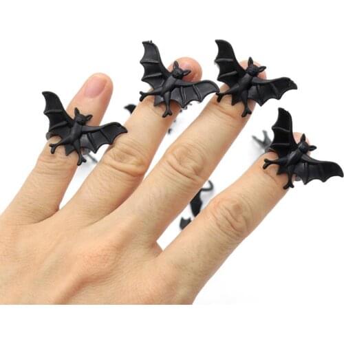 Halloween Bat Rings Plastic Party Favors Devil Costume Jewelry Creepy Themed Festive Decor Black Purple Orange 500pcs/lot
