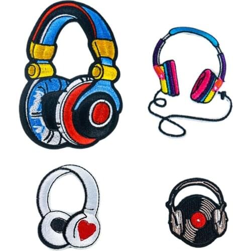 1PCS Rock Music Headphones Iron On Patches Sewing Embroidered Applique for Jacket Clothes Stickers Badge DIY Apparel Accessories