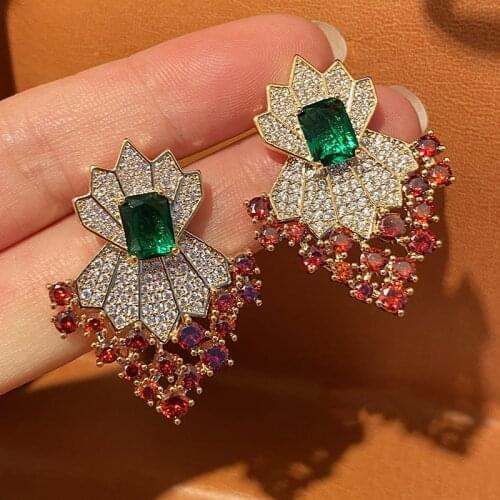 Korean Fashion Cubic Zircon Maple Leaf Earrings 2021 Trend Banquet Green Crystal Hoops Women Jewelry Friends Gift